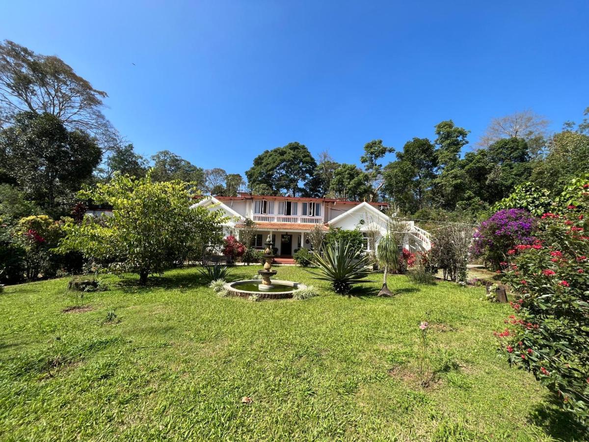 Robin Woods Homestay Sakleshpur Ngoại thất bức ảnh
